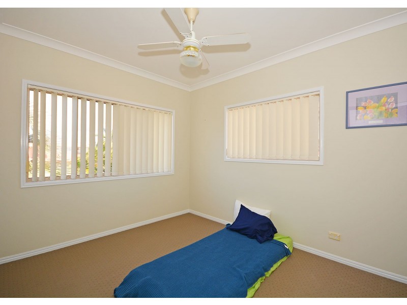 3 Aplin St, Point Vernon QLD 4655