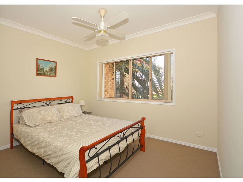 3 Aplin St, Point Vernon QLD 4655