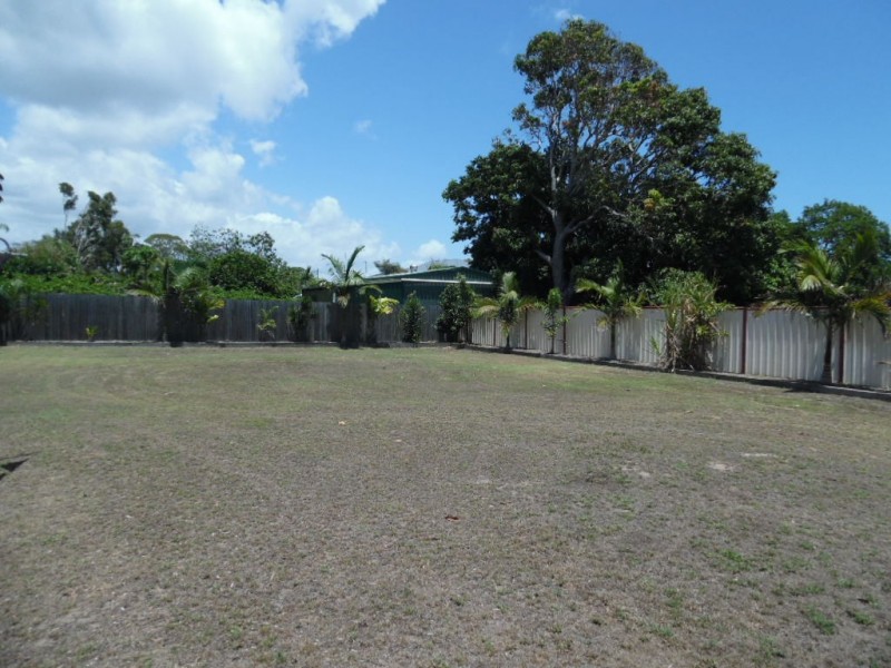 49 King Street, Urangan QLD 4655