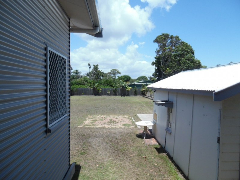 49 King Street, Urangan QLD 4655