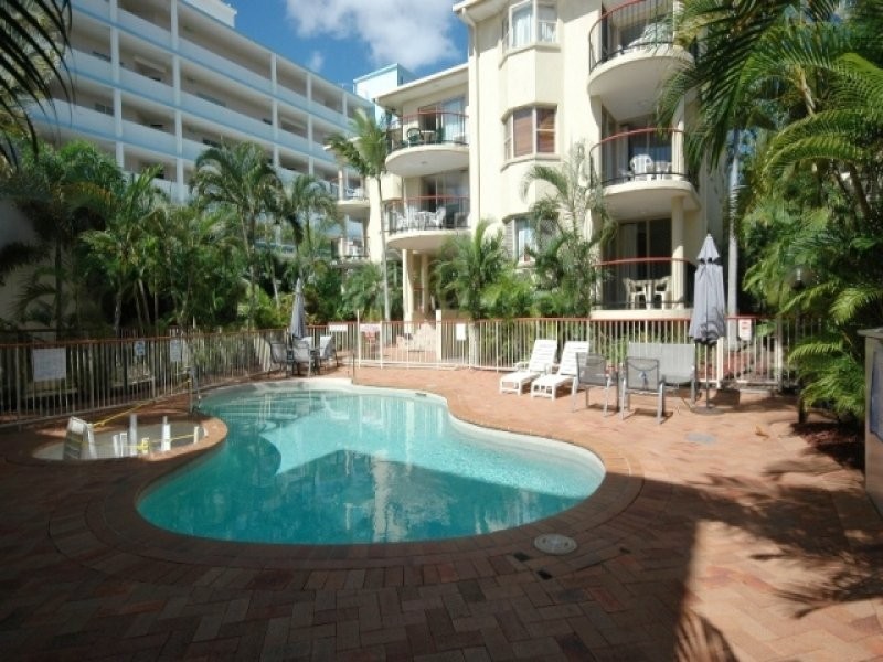 3/566 Esplanade, Urangan QLD 4655
