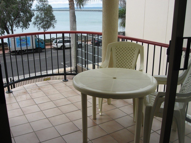 3/566 Esplanade, Urangan QLD 4655