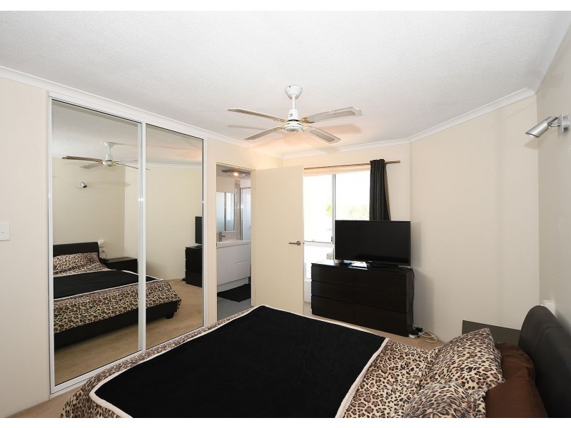 8/13 Pulgul St, Urangan QLD 4655