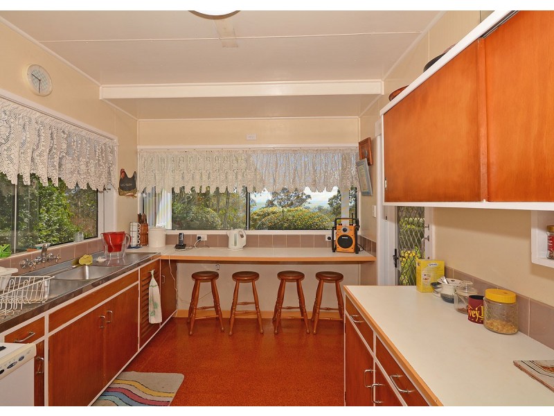 188 Esplanade, Point Vernon QLD 4655