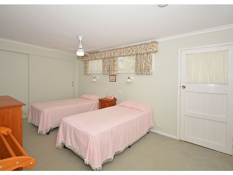 188 Esplanade, Point Vernon QLD 4655