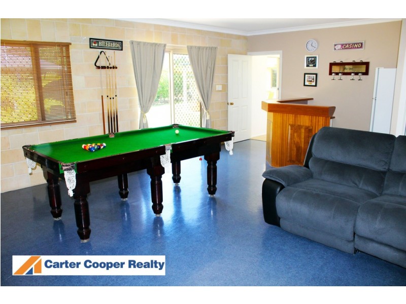 9 Doss Court, Urraween QLD 4655