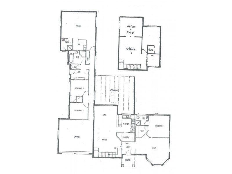 9 Doss Court, Urraween QLD 4655 Floorplan