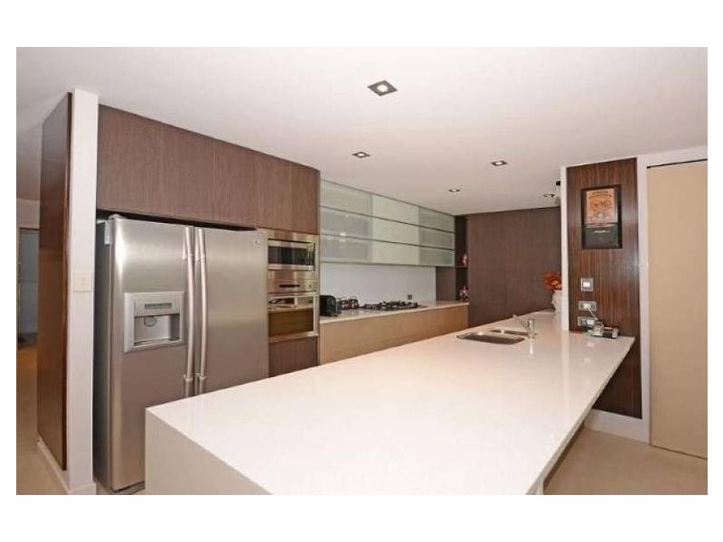 43 Lyons Street, Point Vernon QLD 4655