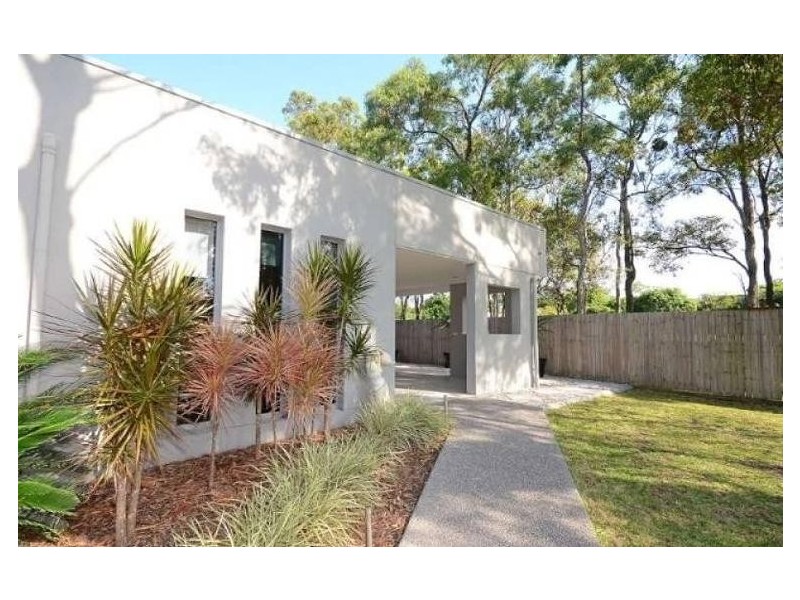 43 Lyons Street, Point Vernon QLD 4655