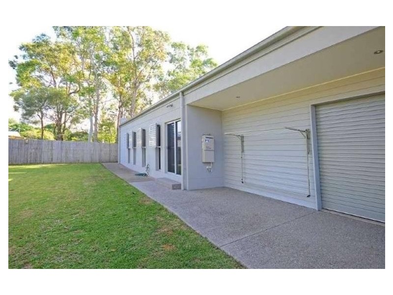 43 Lyons Street, Point Vernon QLD 4655