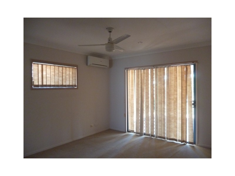 4 Parisi Court, Urraween QLD 4655