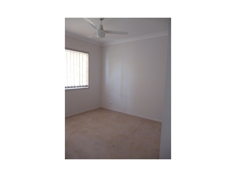 4 Parisi Court, Urraween QLD 4655