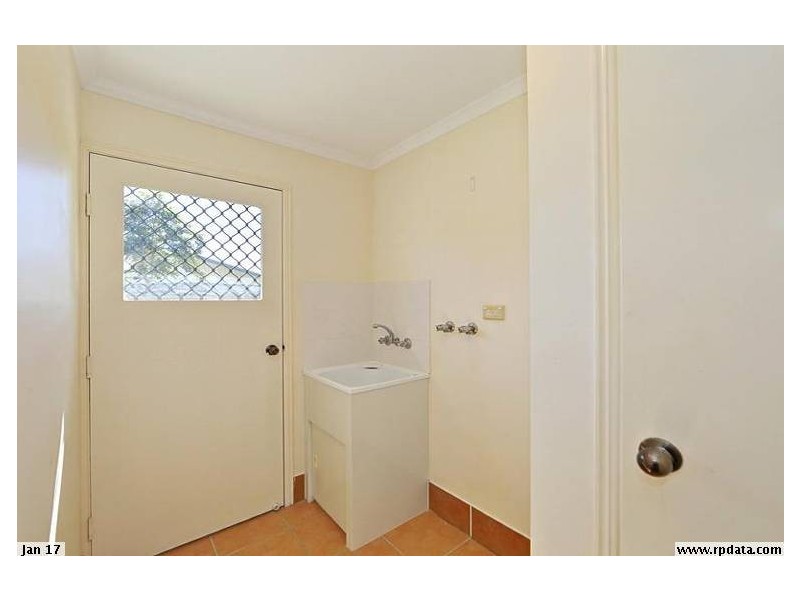 39 Wide Bay Drive, Eli Waters QLD 4655