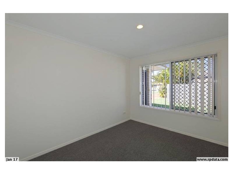 39 Wide Bay Drive, Eli Waters QLD 4655