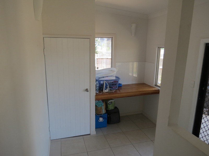 6 Coral Street, Urangan QLD 4655