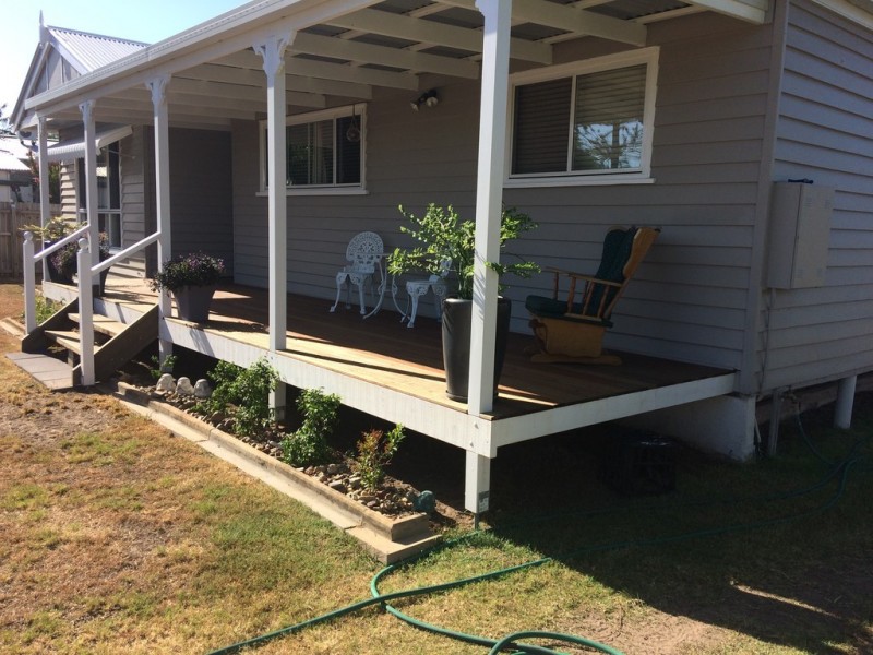 6 Coral Street, Urangan QLD 4655