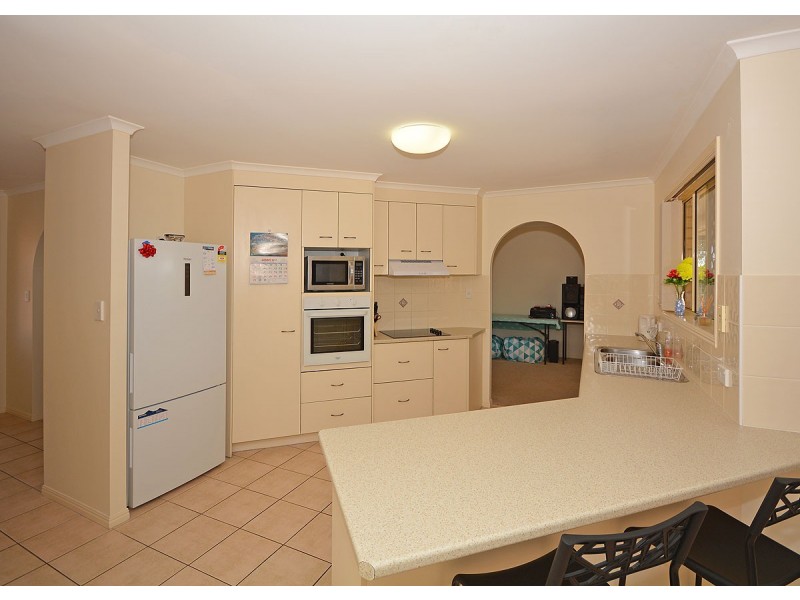 2 Conondale Court, Torquay QLD 4655