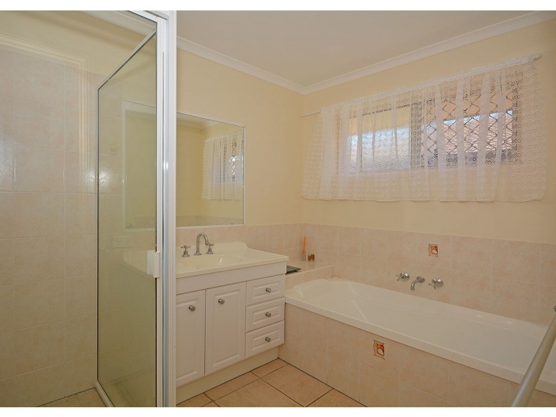 2 Conondale Court, Torquay QLD 4655