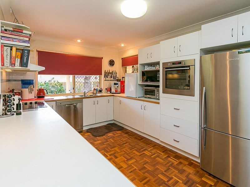 57 Spence Street, Point Vernon QLD 4655