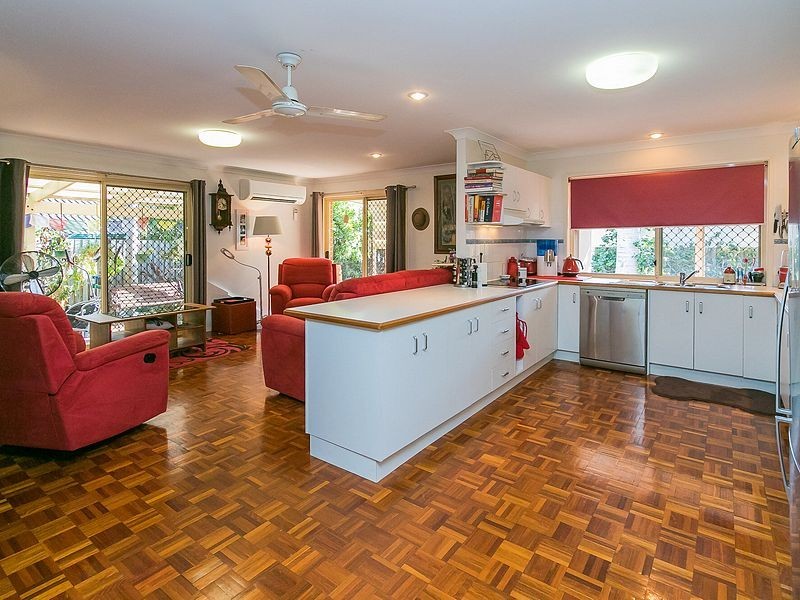 57 Spence Street, Point Vernon QLD 4655