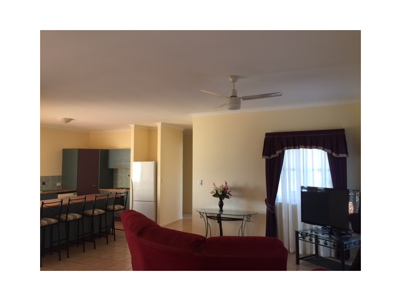 64, 34 Elizabeth Street, Urangan QLD 4655