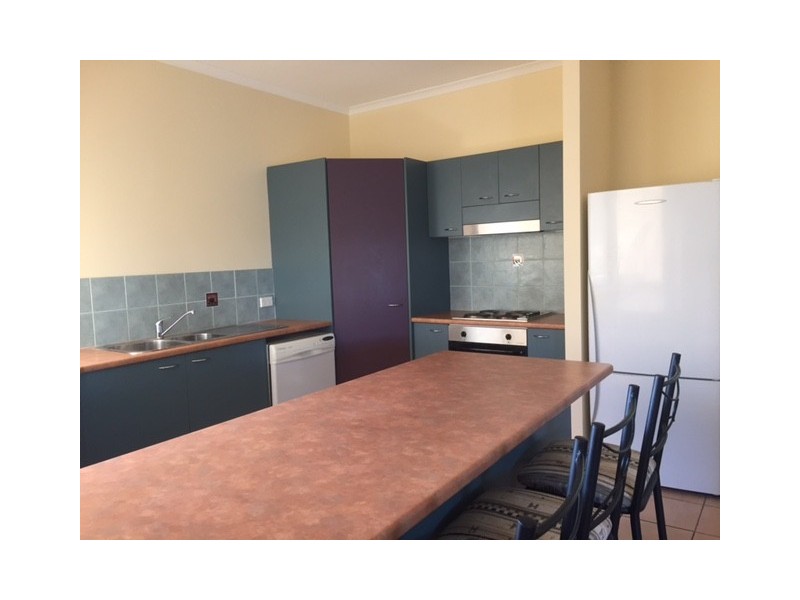 64, 34 Elizabeth Street, Urangan QLD 4655