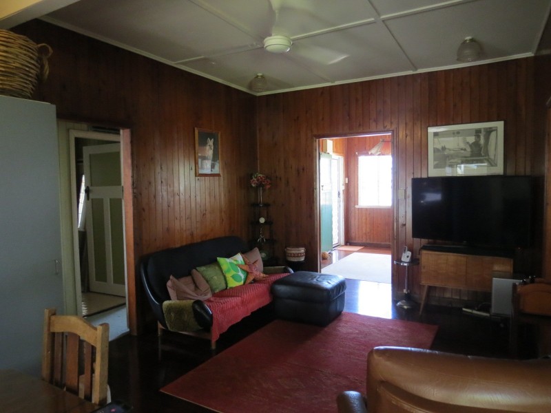 13 Scarborough Street, Scarness QLD 4655