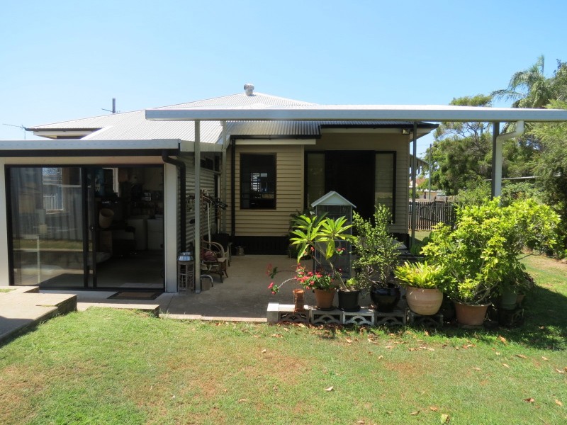 13 Scarborough Street, Scarness QLD 4655