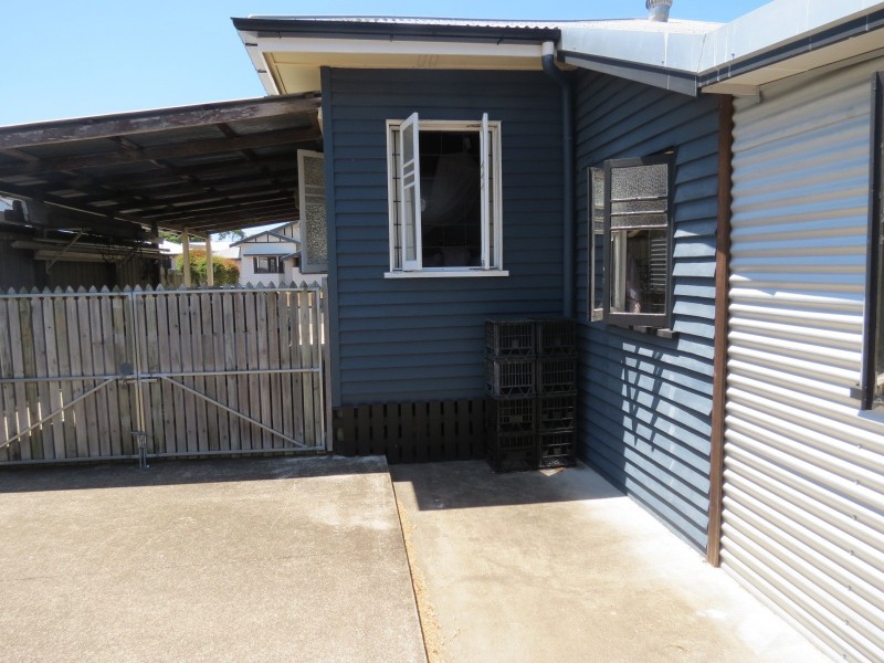 13 Scarborough Street, Scarness QLD 4655