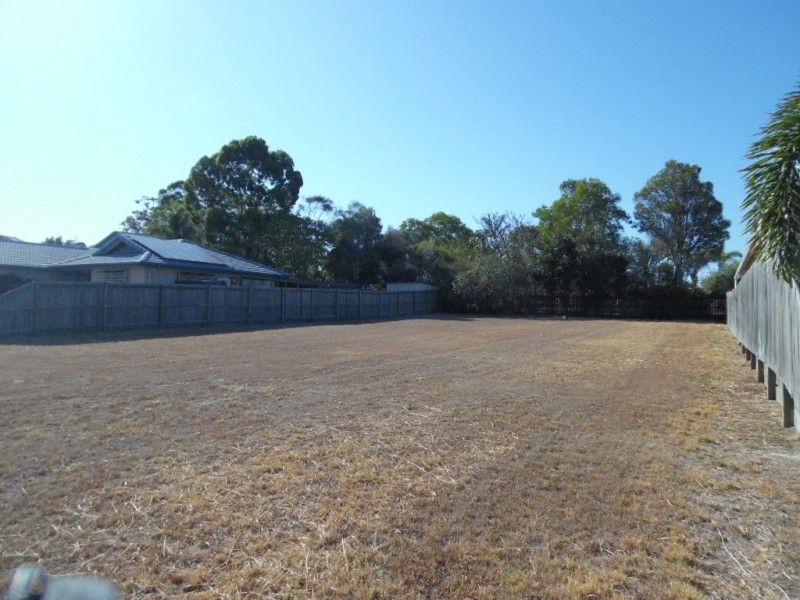 5 Montrose Close, Point Vernon QLD 4655