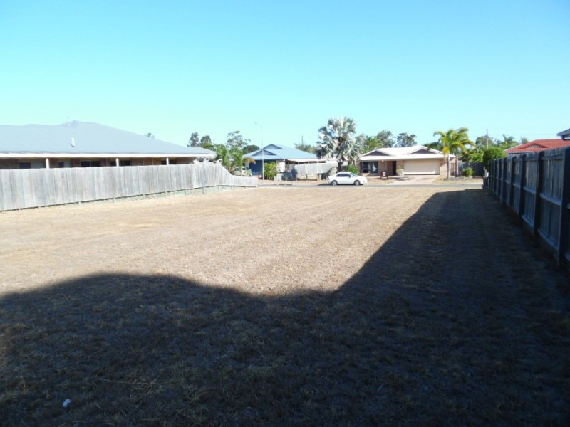5 Montrose Close, Point Vernon QLD 4655