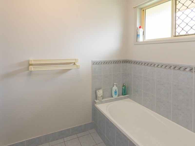 15 Sager Court, Torquay QLD 4655