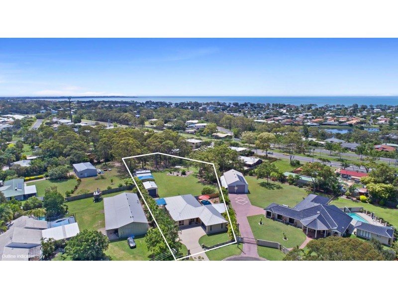8 Cattleya Court, Urangan QLD 4655