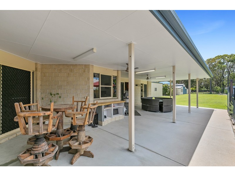 8 Cattleya Court, Urangan QLD 4655