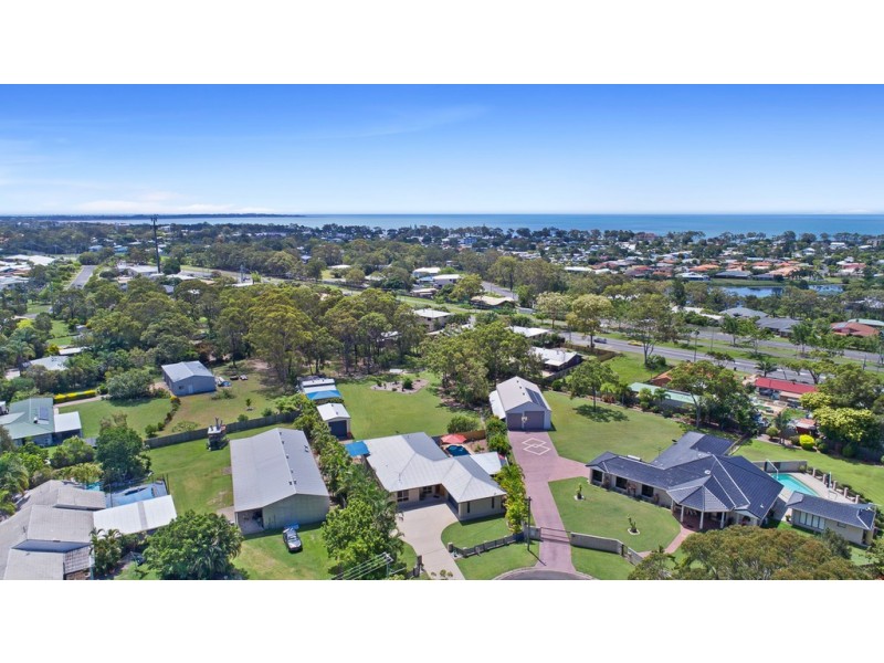 8 Cattleya Court, Urangan QLD 4655