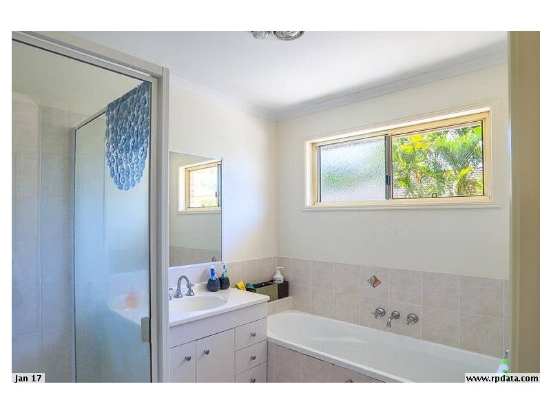 13 Cato Court, Torquay QLD 4655
