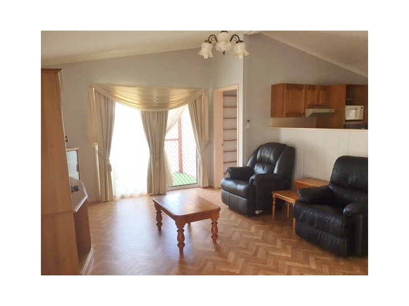 45-14 bis Bvd, Eli Waters QLD 4655