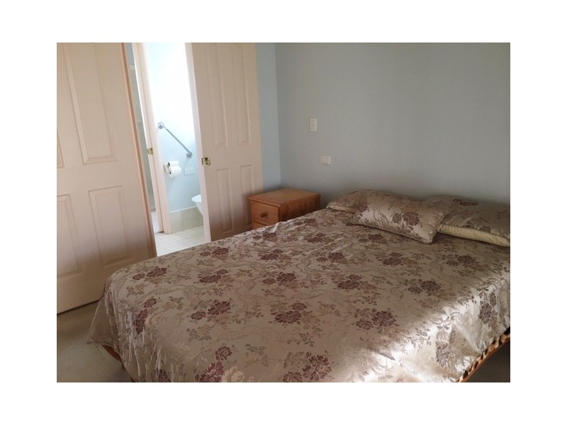 45-14 bis Bvd, Eli Waters QLD 4655