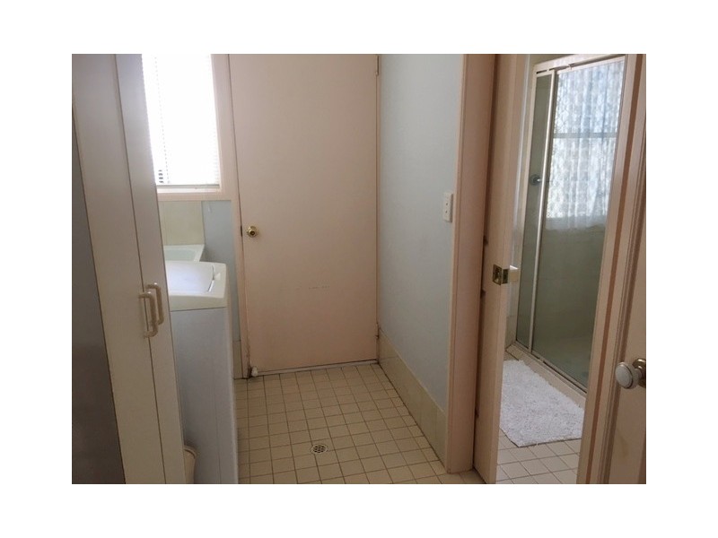 45-14 bis Bvd, Eli Waters QLD 4655