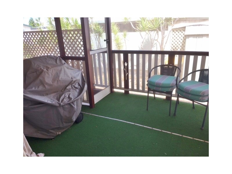 45-14 bis Bvd, Eli Waters QLD 4655