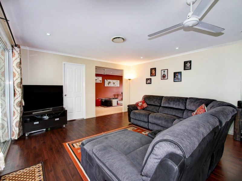 65 Wellington Crescent, Wondunna QLD 4655