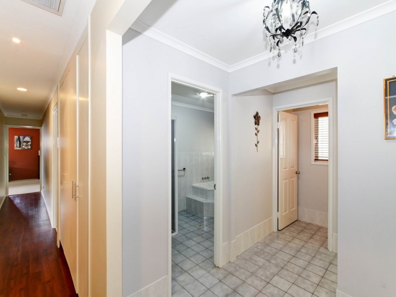 65 Wellington Crescent, Wondunna QLD 4655