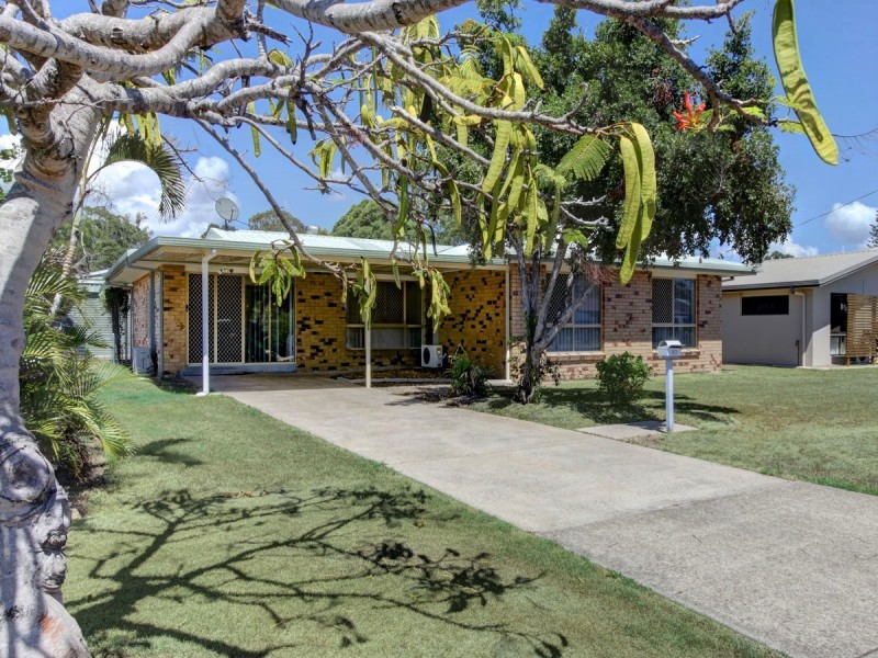 60 Glenray Terrace, Urangan QLD 4655