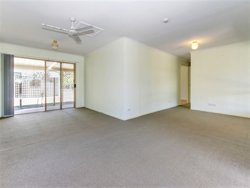 60 Glenray Terrace, Urangan QLD 4655
