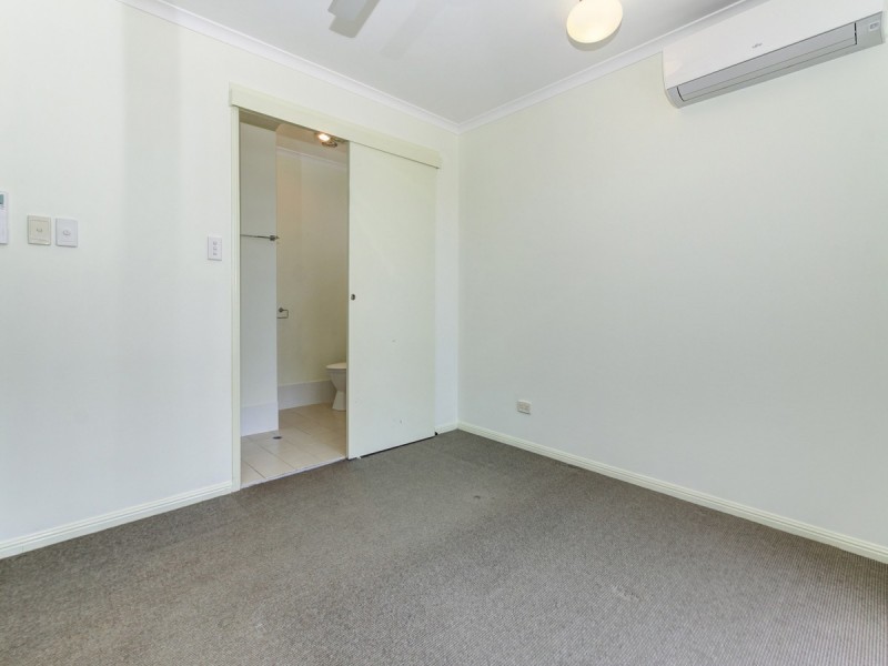 60 Glenray Terrace, Urangan QLD 4655