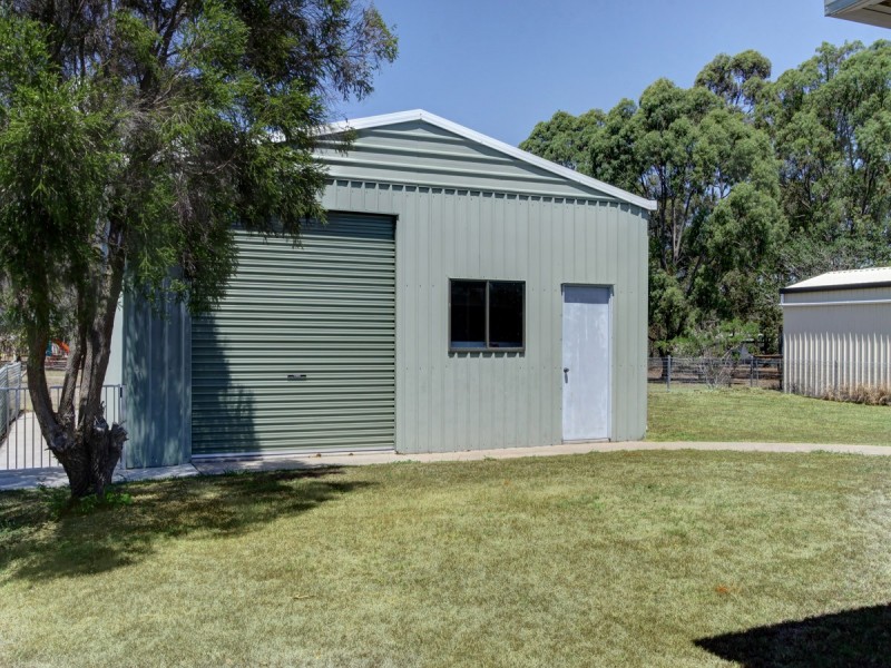 60 Glenray Terrace, Urangan QLD 4655