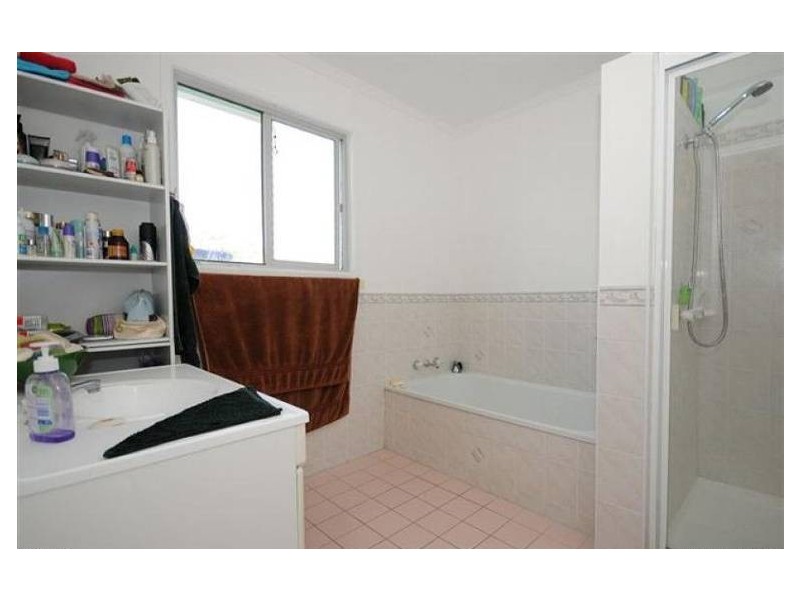53 Bideford Street, Torquay QLD 4655