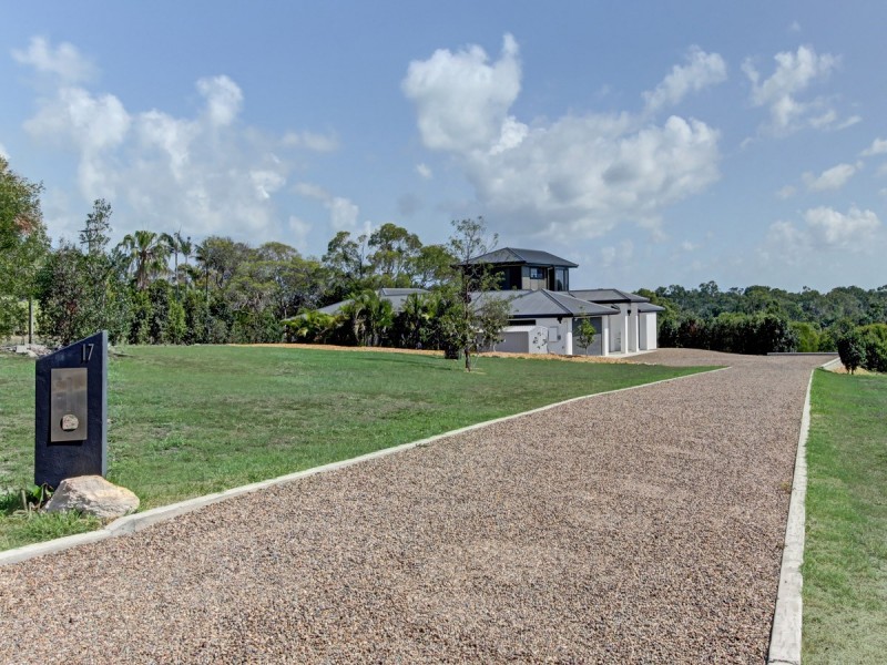 17 Azure Court, Dundowran Beach QLD 4655