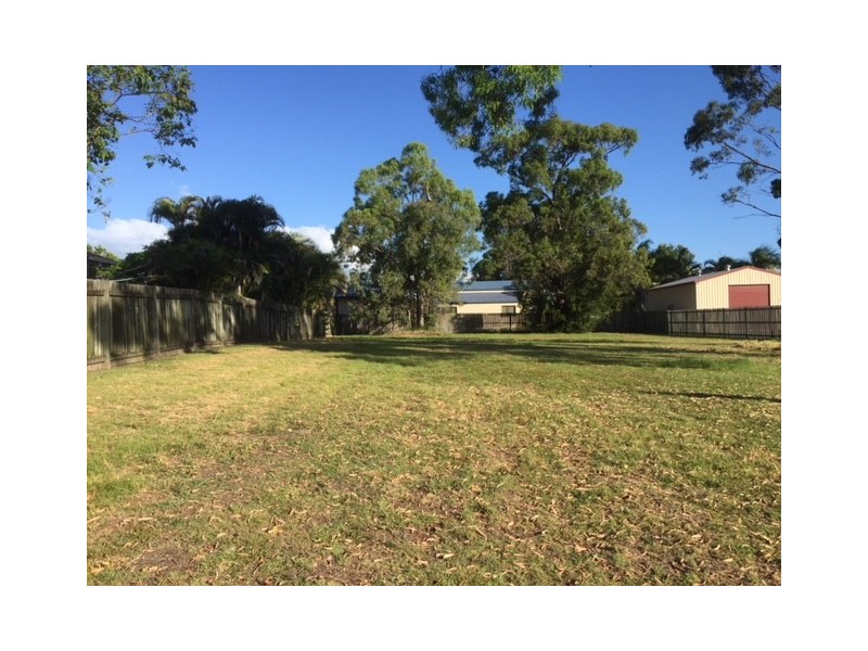 17 Chantilly Street, Urangan QLD 4655