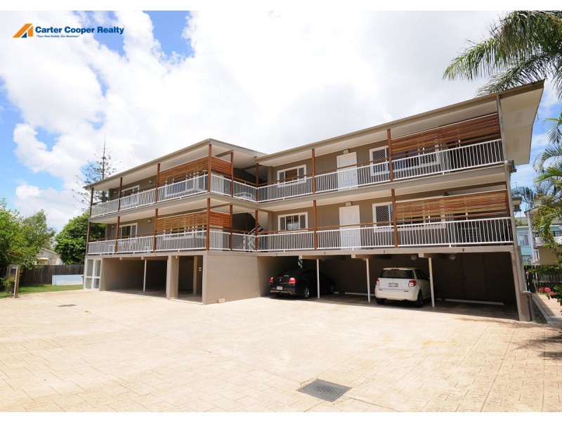 376 Esplanade, Scarness QLD 4655